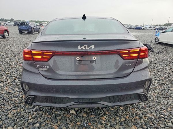2024 KIA FORTE GT Line