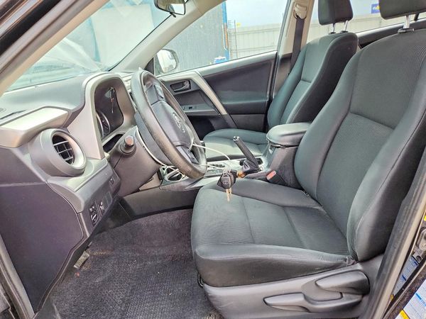 2016 TOYOTA RAV4 LE (X Grade)