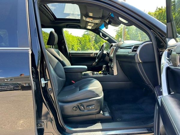 2020 LEXUS GX 460 Premium