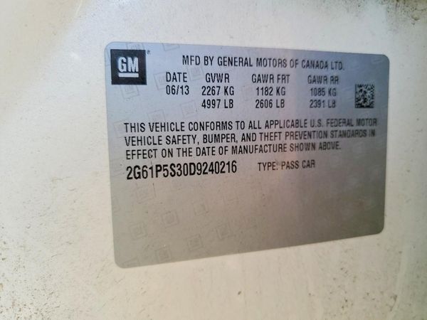 2013 CADILLAC XTS Luxury