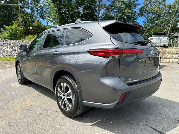 2023 TOYOTA HIGHLANDER