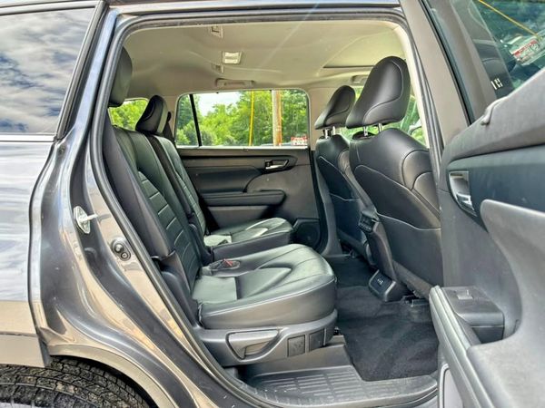 2023 TOYOTA HIGHLANDER