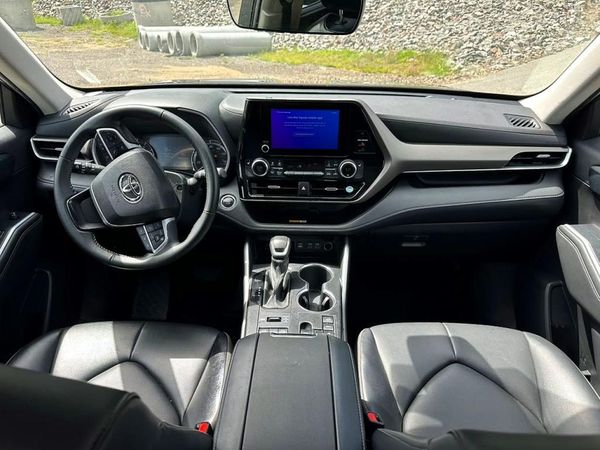 2023 TOYOTA HIGHLANDER