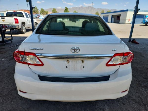 2013 TOYOTA COROLLA