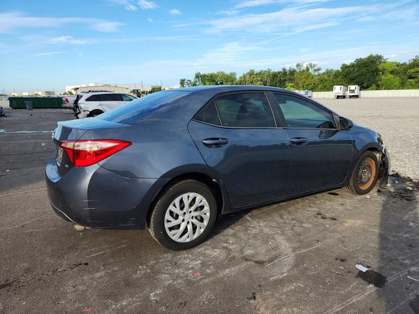 2018 TOYOTA COROLLA