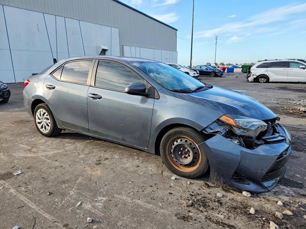 2018 TOYOTA COROLLA