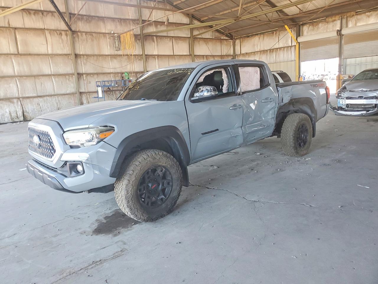 2019 TOYOTA TACOMA SR5