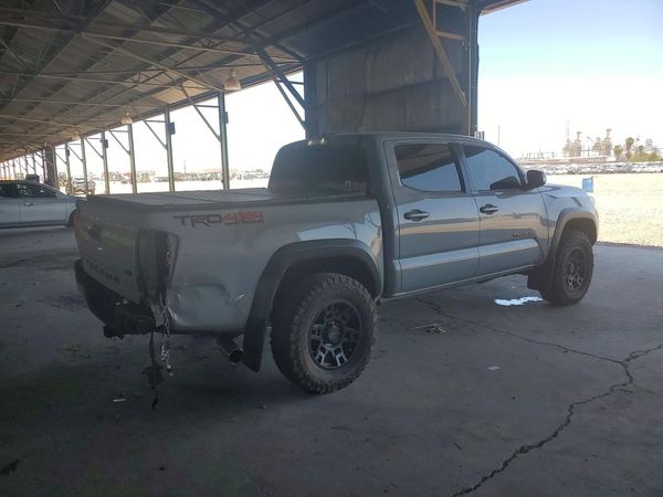 2019 TOYOTA TACOMA SR5