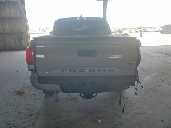2019 TOYOTA TACOMA SR5