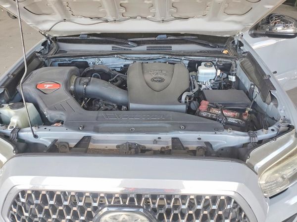 2019 TOYOTA TACOMA SR5