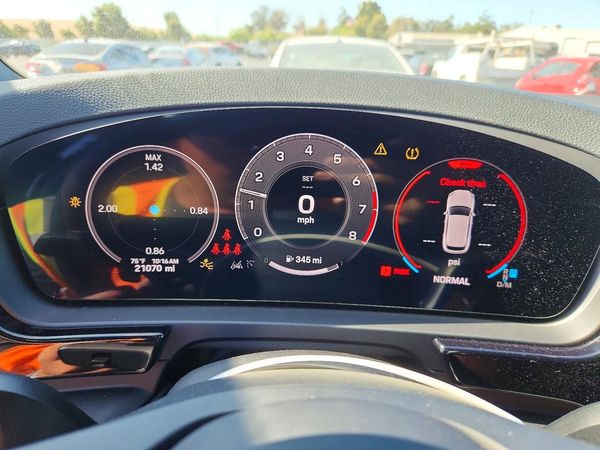 2024 PORSCHE CAYENNE