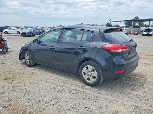 2018 KIA FORTE5