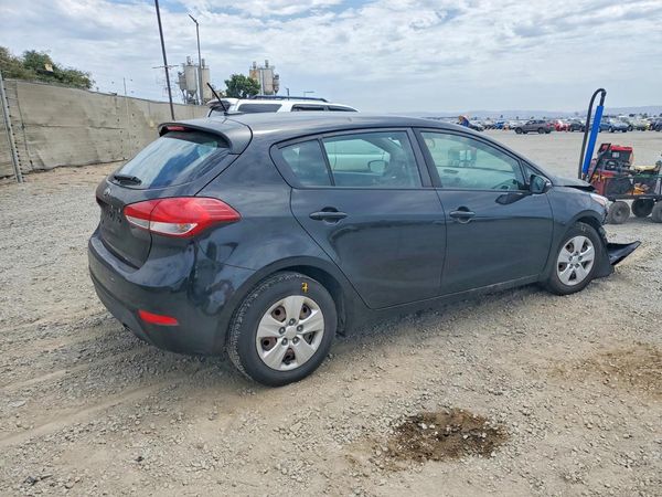 2018 KIA FORTE5
