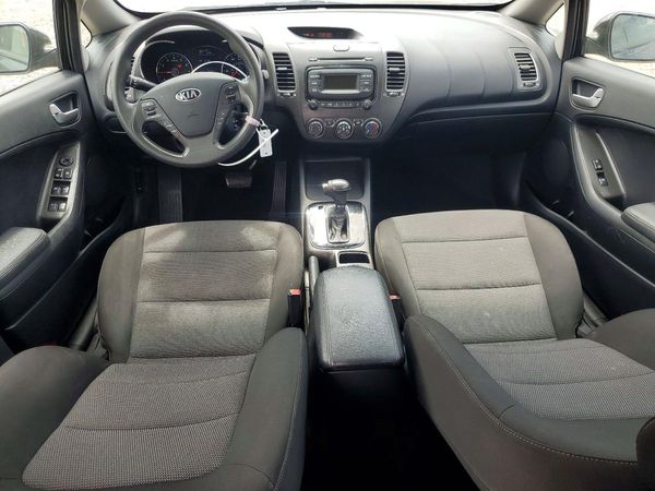 2018 KIA FORTE5
