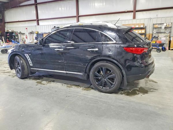 2015 INFINITI QX70