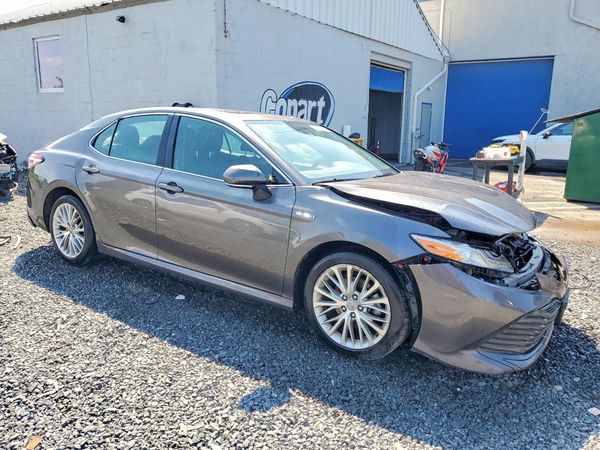 2020 TOYOTA CAMRY