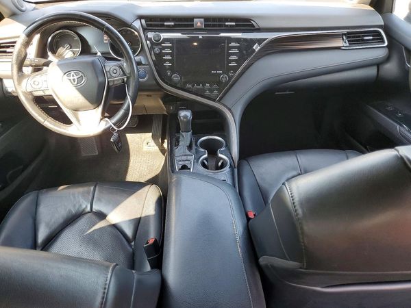 2020 TOYOTA CAMRY