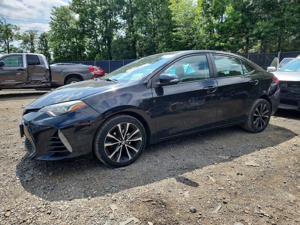 2017 TOYOTA COROLLA