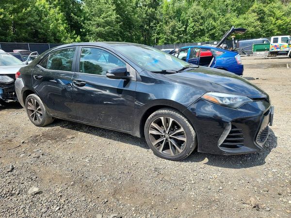 2017 TOYOTA COROLLA