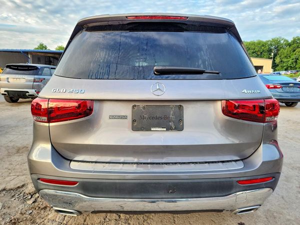 2021 MERCEDES-BENZ GLB GLB250-4M