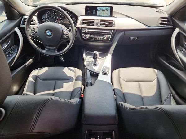 2017 BMW 320 xDrive SA