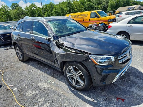 2021 MERCEDES-BENZ GLC GLC300-4M