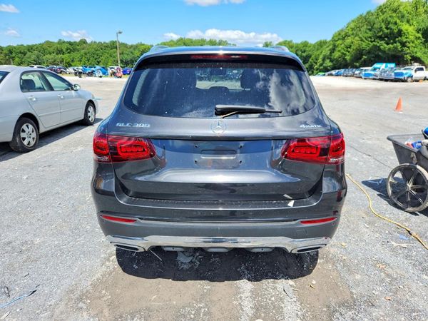 2021 MERCEDES-BENZ GLC GLC300-4M