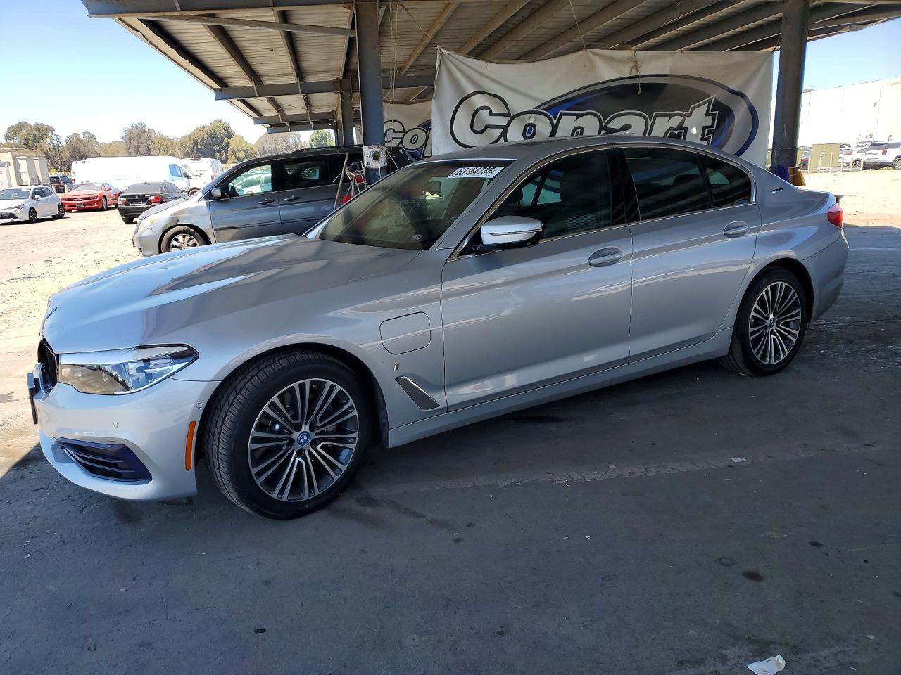 2019 BMW 530E