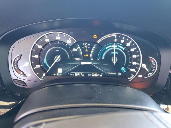 2019 BMW 530E