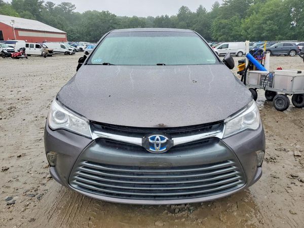 2015 TOYOTA CAMRY