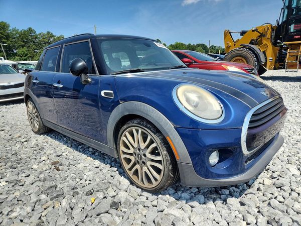 2016 MINI COOPER