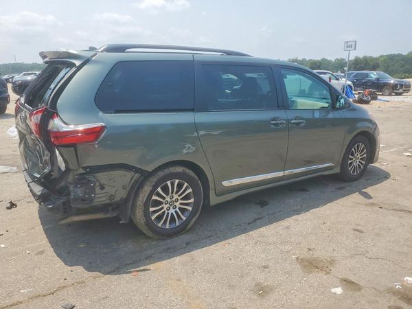 2020 TOYOTA SIENNA