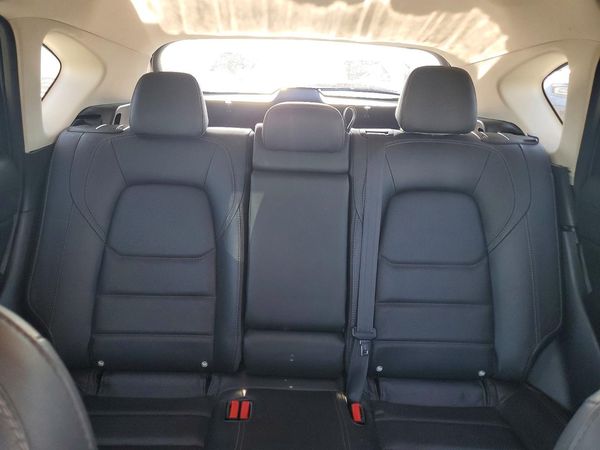 2023 MAZDA CX-5 Preferred Package