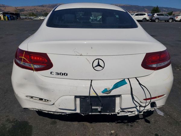 2017 MERCEDES-BENZ C C300