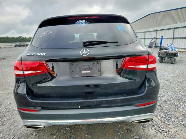 2017 MERCEDES-BENZ GLC GLC300