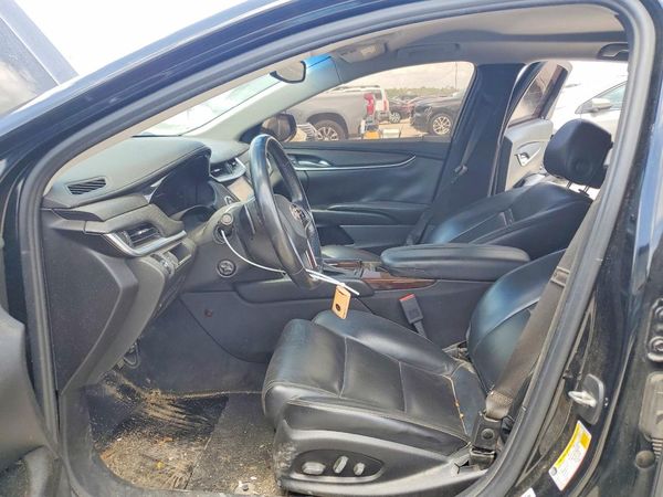 2013 CADILLAC XTS Base