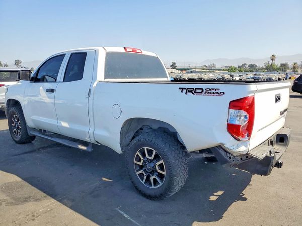 2016 TOYOTA TUNDRA