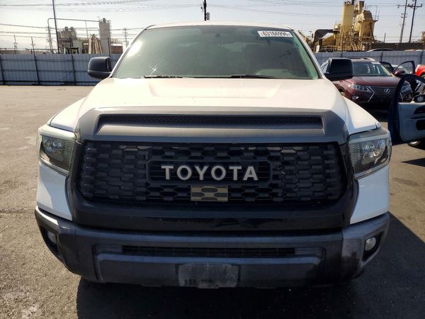 2016 TOYOTA TUNDRA