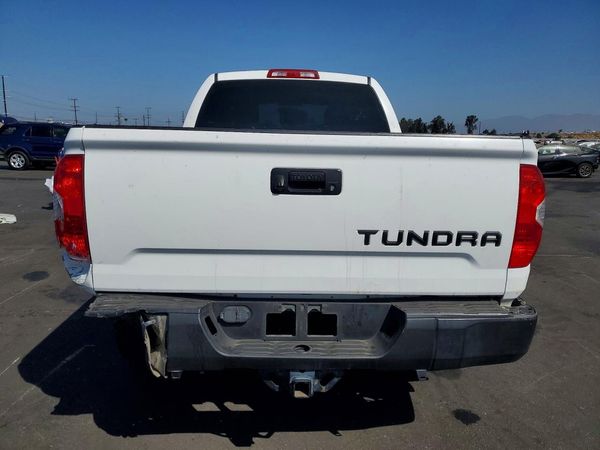 2016 TOYOTA TUNDRA