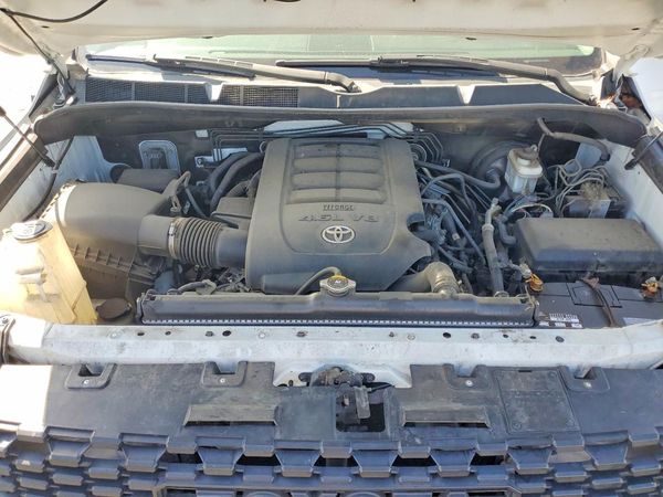 2016 TOYOTA TUNDRA