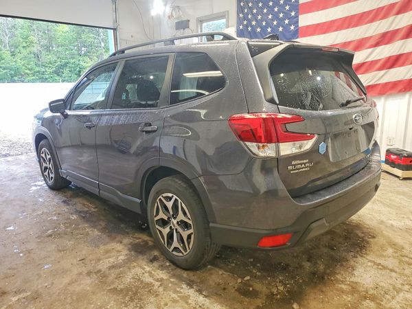 2024 SUBARU FORESTER Premium