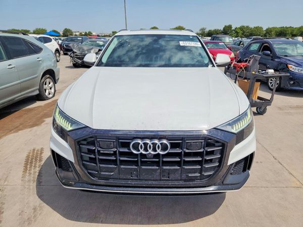 2021 AUDI Q8