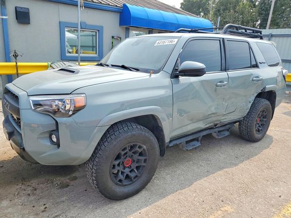 2021 TOYOTA 4RUNNER TRD Pro