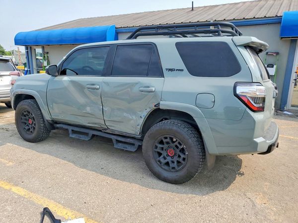 2021 TOYOTA 4RUNNER TRD Pro