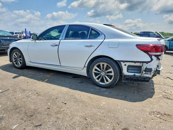2013 LEXUS LS