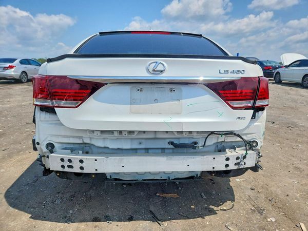 2013 LEXUS LS