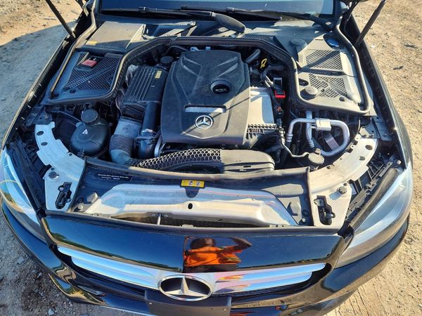 2015 MERCEDES-BENZ C-CLASS 4-MATIC — Engine bay