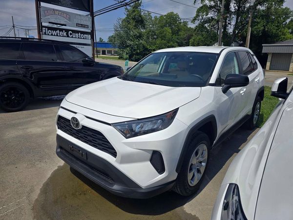 2022 TOYOTA RAV4 LE