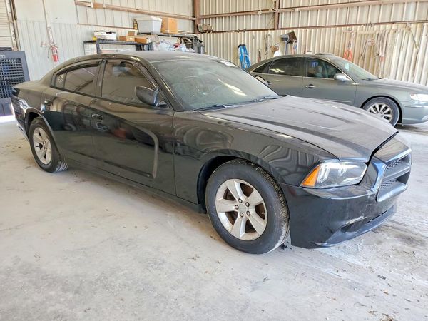 2012 DODGE CHARGER SE