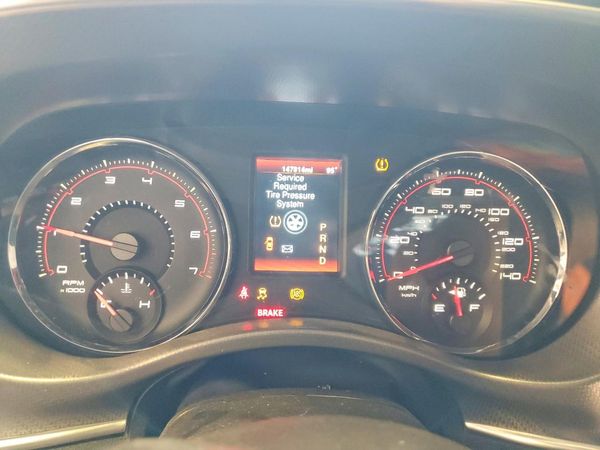 2012 DODGE CHARGER SE
